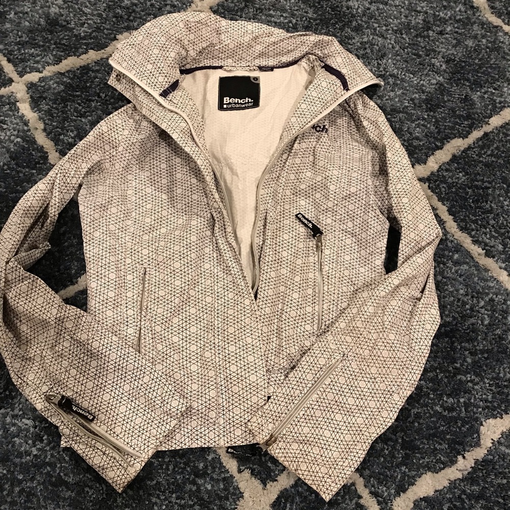 Bench Light Jacket